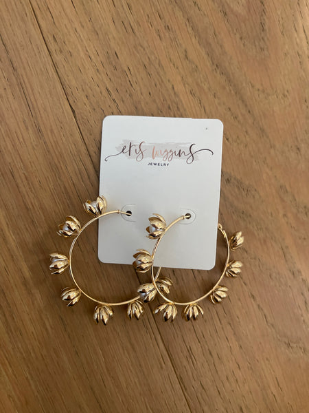 Pearl Flower Hoops earrings