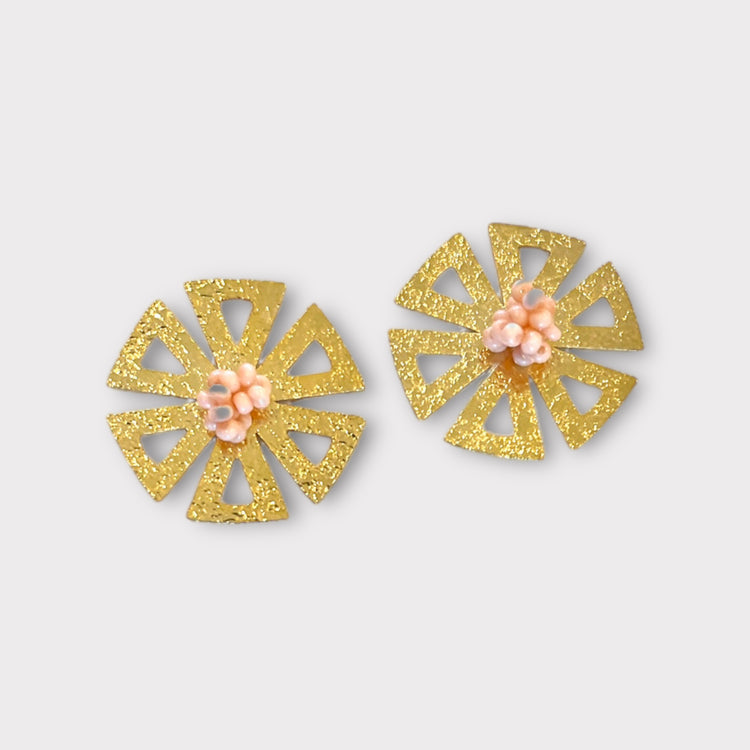 Peach Burst Flower Stud Earrings