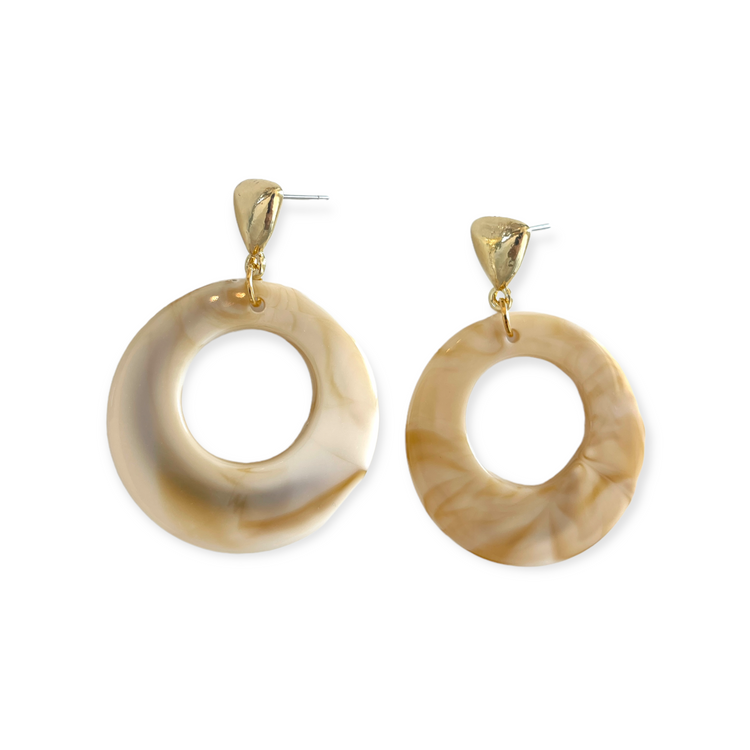 Beige Marble Triangle Earrings
